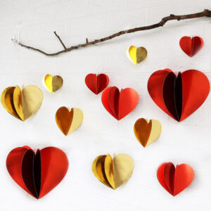 3D heart hanging string party decoration 6 pieces gold or red foil, Auckland NZ